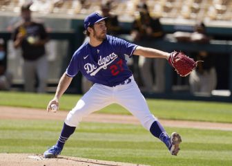 Trevor Bauer recibe advertencia por parte de MLB