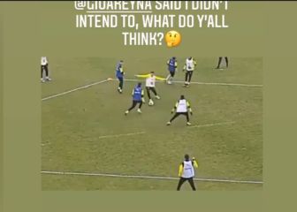 Gio Reyna es sorprendido por Piszczek en el entrenamiento