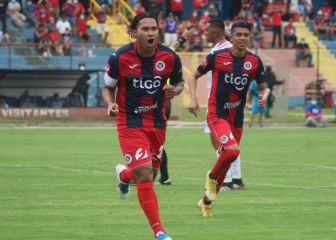 Gullit Peña anotó gol de tijera en el triunfo de FAS ante Firpo