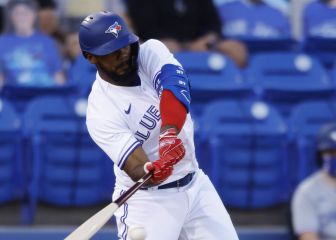 Teoscar Hernández da positivo por COVID-19