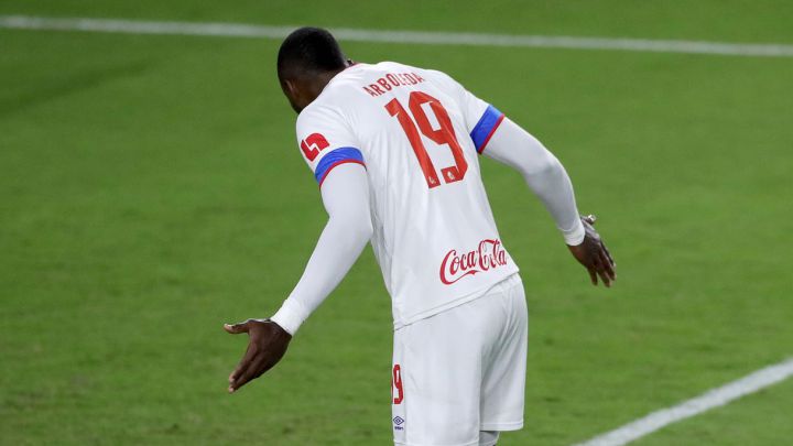 Concachampions | Yustin Arboleda se disculpa por provocar ...