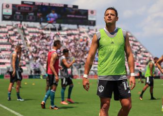 Chicharito encabeza primer XI de Vanney como DT del Galaxy