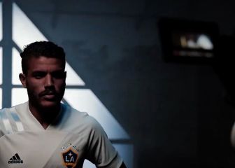 Jonathan Dos Santos y Chicharito en el nuevo video 2021 de LA Galaxy