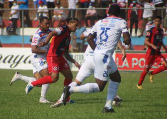 Gullit Peña a todo con FAS gracias al apoyo de la gente