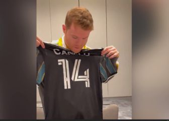 Canelo se emociona por regalo del Chicharito previo a su pelea