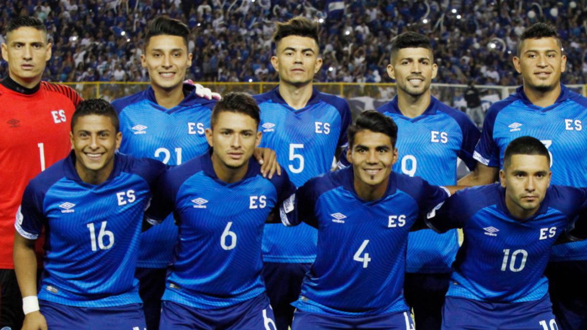 Hugo Pérez revela su primera convocatoria con El Salvador  AS USA