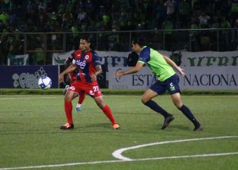 'Gullit' Peña y FAS tienen un pie en la final de El Salvador