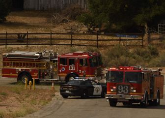 Un bombero muerto tras tiroteo en Agua Dulce, California