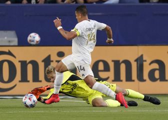 Chicharito y Efraín Álvarez le dan el triunfo a LA Galaxy