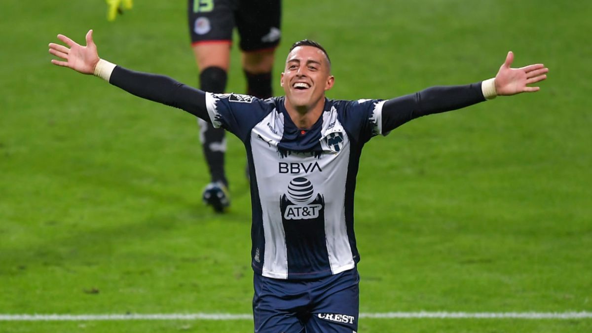 Chicharito y la elección de Rogelio Funes Mori sobre de él - Vimarsana News