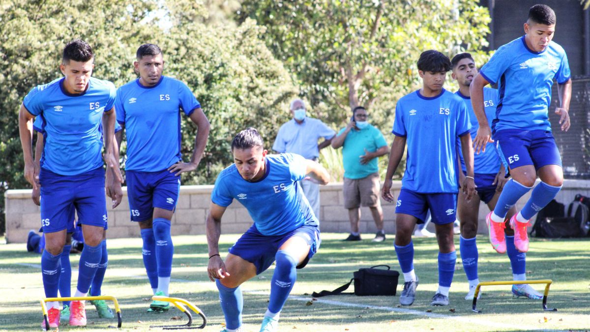 Siete jugadores continúan tras último juego entre El Salvador y Guatemala - Vimarsana News