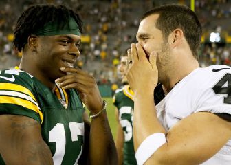 Derek Carr quiere a Davante Adams en Las Vegas