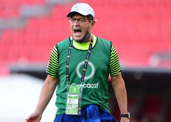 Hugo Pérez le cambia la cara a La Selecta