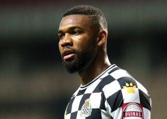 FIFA ordena a Boavista pagar 500 mil dólares a Olimpia por Benguché