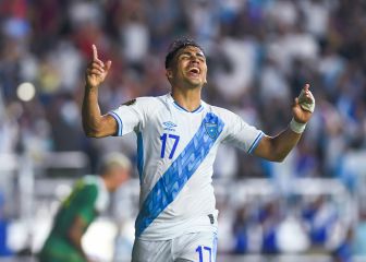 Guatemala se pone a un paso de los grupos