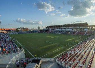 El Salvador vence a Guatemala y es líder de grupo