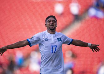 El Salvador gana y se mantiene como líder de grupo