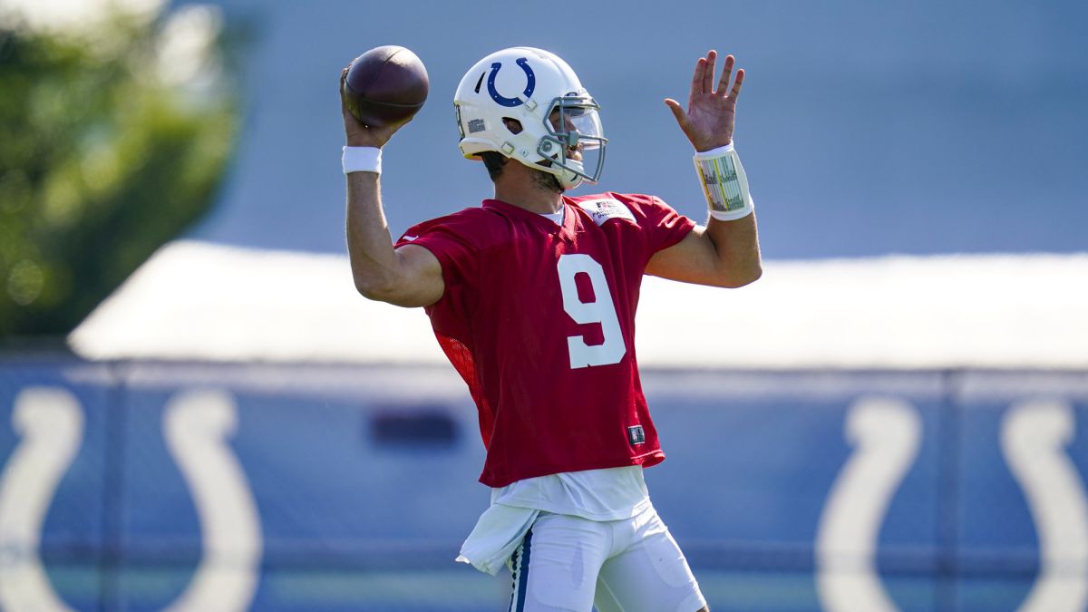 ¿Quién es Jacob Eason, el nuevo QB1 de los Colts? - Vimarsana News