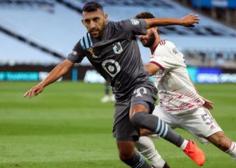 Ramón Ábila cambiará de equipo en la MLS