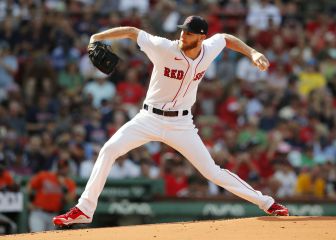 Chris Sale regresó a Fenway Park con victoria