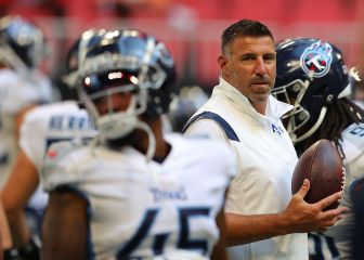 Mike Vrabel, head coach de Titans, da positivo a COVID-19