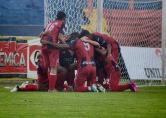 FAS se recupera, gana y es líder en El Salvador