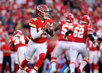 Una mejorada línea ofensiva hace feliz a Patrick Mahomes