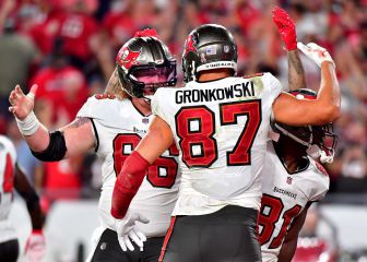 Buccaneers inician la defensa de su título con sufrida victoria
