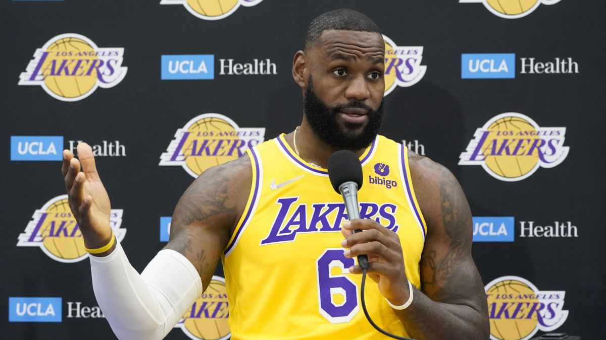 LeBron James: Vacunarme fue lo mejor para mí y mi familia - Vimarsana News