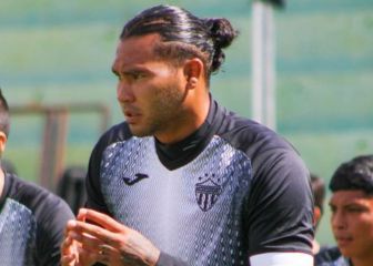 Gullit Peña, de la gloria en FAS a duro inicio con Antigua