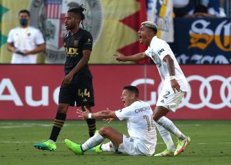 Julián Araujo, más mexicano que nunca