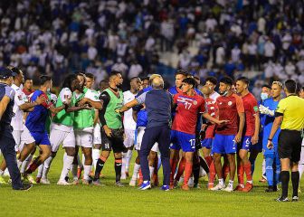 Honduras y Costa Rica se toman de la mano en el fondo