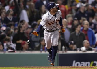 Astros desmoronan el bullpen de Red Sox y empatan la serie