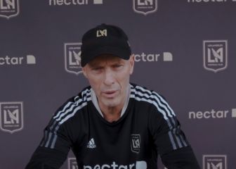 Bradley: determinaremos durante el partido como nos puede ayudar Vela