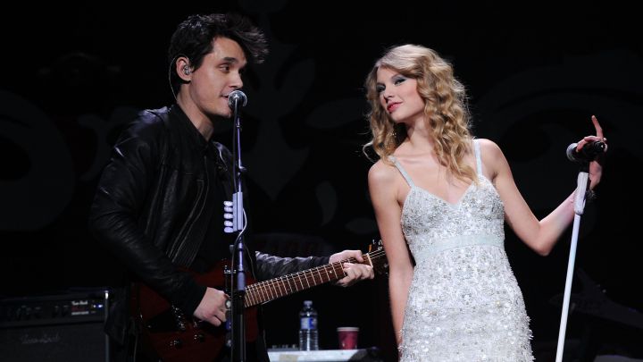 John Mayer, quien se rumorea inspiró el tema ‘Dear John’ de Taylor Swift, aparentemente ha respondido los mensajes amenazantes de las fans de la cantante.
