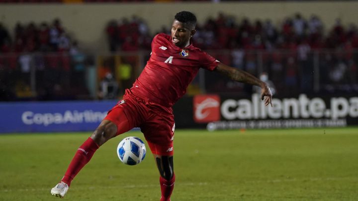 Panamá vence a El Salvador y se mantiene arriba en las eliminatorias mundialistas de Concacaf