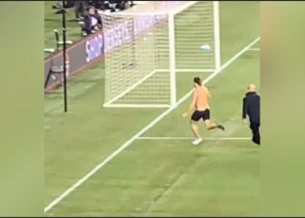 El espontáneo aprendió a la fuerza porque es una mala idea entrar al terreno de juego