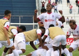 El tricampeón no cede