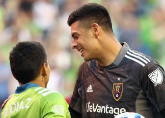 Ochoa destruye a Seattle con una jugada