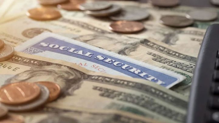 Gracias al incremento del 5.9% del COLA, los pagos del Seguro Social aumentarán en 2022. ¿Cuándo entra en vigencia? Aquí cómo calcular tus beneficios.