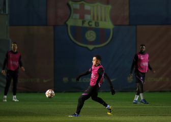 Sergiño Dest pierde presencia