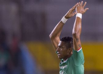 Carlo Costly se queda sin equipo