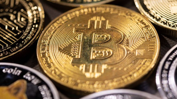 Precio del Bitcoin: ¿De cuánto fue su caída y por qué se dio el desplome?