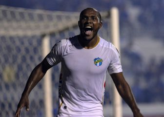 Comunicaciones pega primero en la final de ida