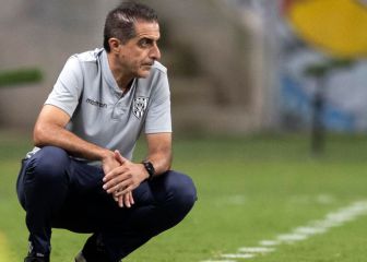 LAFC iría por el director técnico portugués Renato Paiva