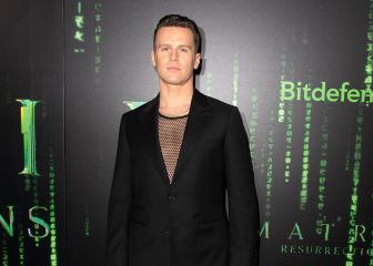 La extraña anécdota de Groff al filmar con Keanu: 