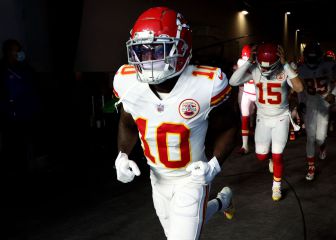 Chiefs colocan a Tyreek Hill en la lista de COVID-19