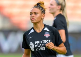 Rodman hace historia con millonario contrato en NWSL