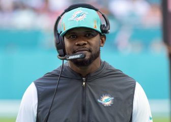 Steelers refuerzan la Rooney Rule al contratar a Brian Flores