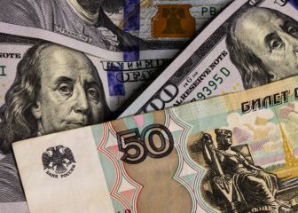 ¡Histórico! El rublo sufre su mayor caída ante el dólar